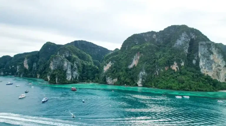 Top 10 Places to Visit in Thailand for an Memorable Trip